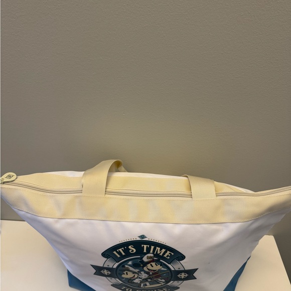 Disney Cruise Line Castaway Club “It’s Time to Cruise” Tote Bag - Picture 2 of 5